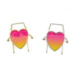 <div class="Standard"><span style="font-size: small;">Steel, gold-plated, silver, black or rose gold and anti-allergy jewel</span></div>
<div class="Standard"><span style="font-size: small;">Heart-shaped, decorated with a gradient of neon pink and yellow and covered with a transparent resin.</span></div>
<div><span style="font-size: small;">The displayed price is for one piece - You will need 2 pieces for the cuffs of pants or shorts, shirt sleeves or shoes.&nbsp;(Identical or mismatched pieces)</span></div>
<div class="Standard"><span style="font-size: small;">Tissue paper packaging (free) - Our gift box (for 2 pieces) is sold separately, see in our &laquo;&nbsp;SHOP&nbsp;&raquo; section</span></div>